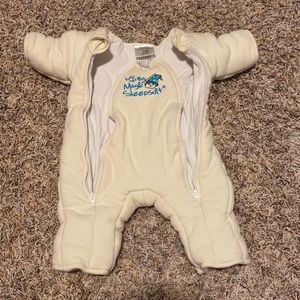 Merlin’s Magic sleep suit size small